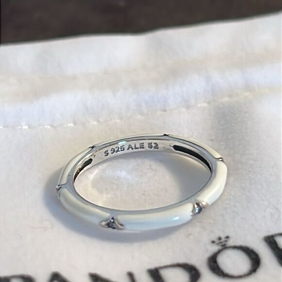 Pandora Me Stones and Enamel Ring - Picture 6 of 7